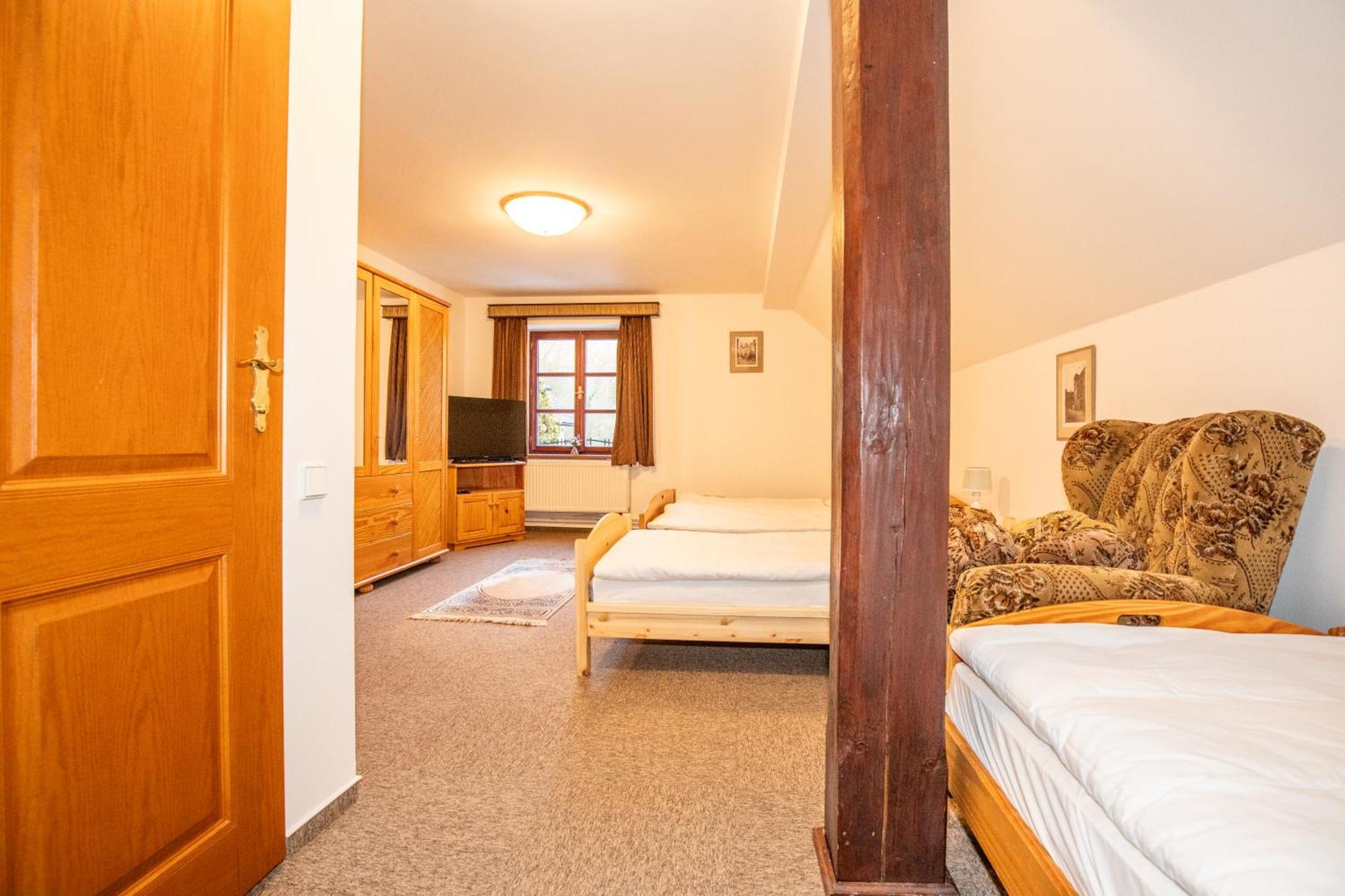 Resort U Jelena Křivoklát Oda fotoğraf