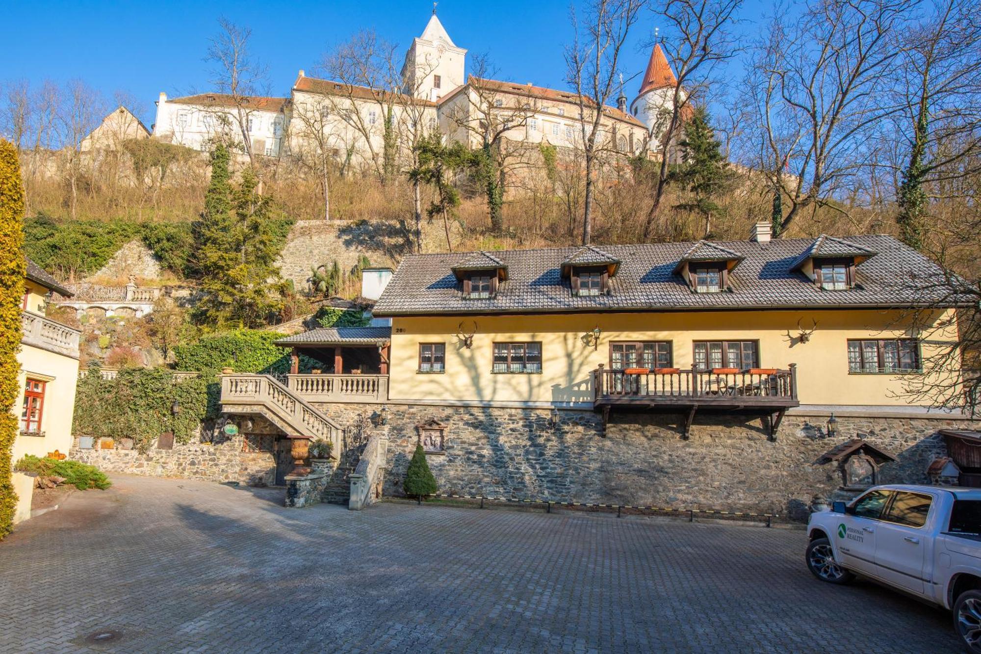 Resort U Jelena Křivoklát Dış mekan fotoğraf