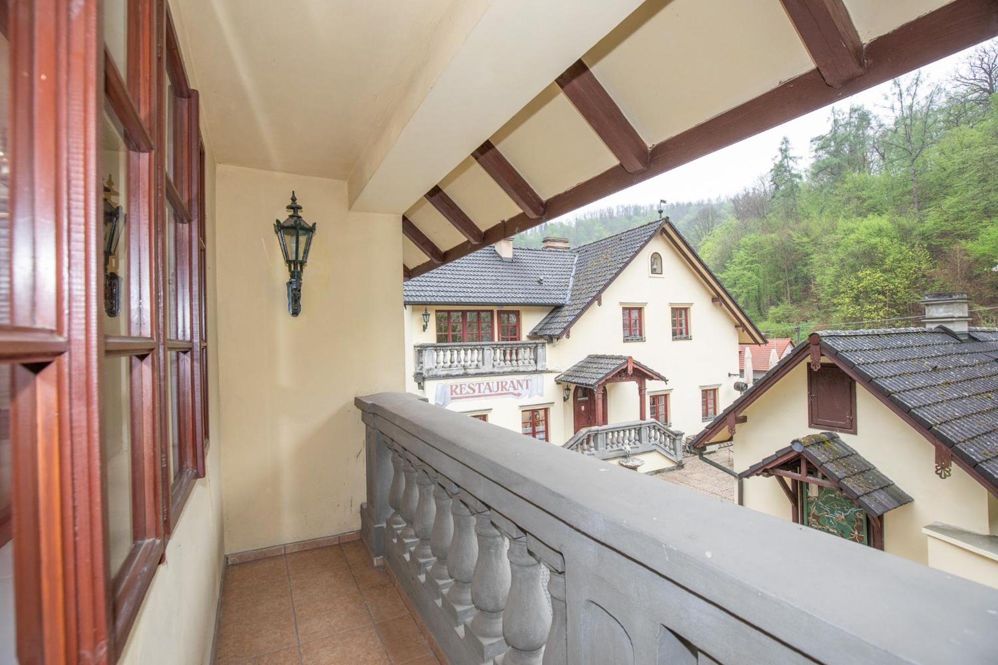 Resort U Jelena Křivoklát Dış mekan fotoğraf